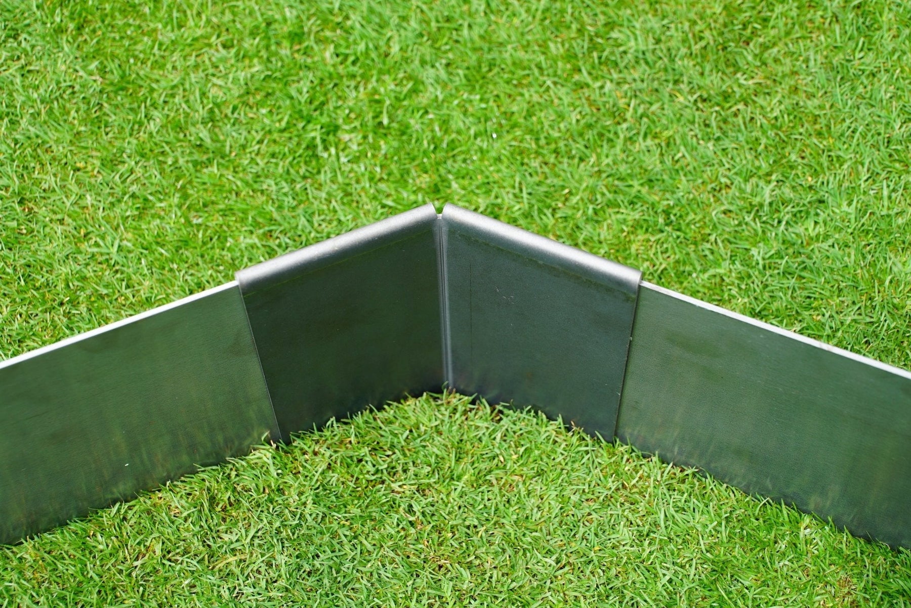 3mm Premium Garden Edging Corners & Joiners Core Earth Designs