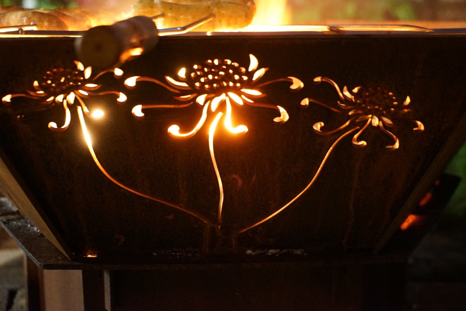 6mm 'Hive' Flat Pack Corten Fire Pit - Waratahs - Core Earth Designs